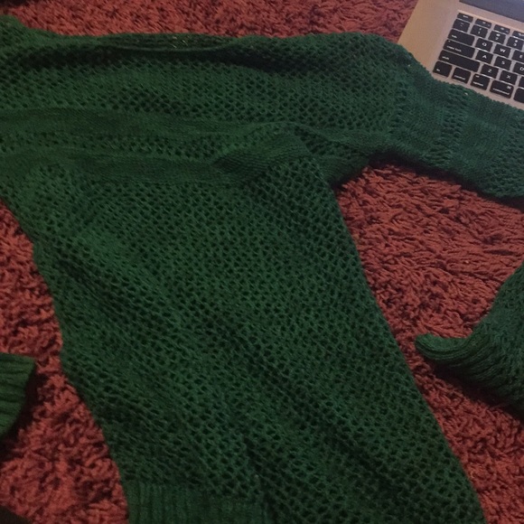 Sweater - Picture 1 of 1